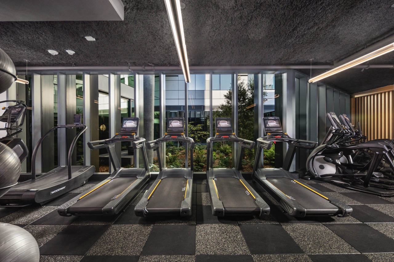 24/7 fitness center with premium equipment